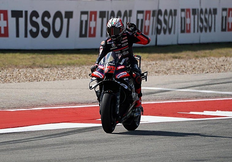 Marco Bezzecchi y Jorge Martín firman otro doblete para Aprilia en Texas