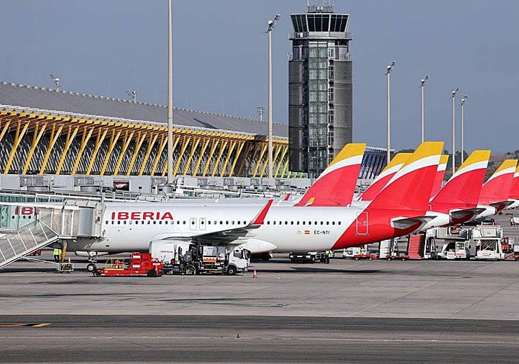 Iberia y los sindicatos sellan un ERE voluntario para hasta 996 trabajadores