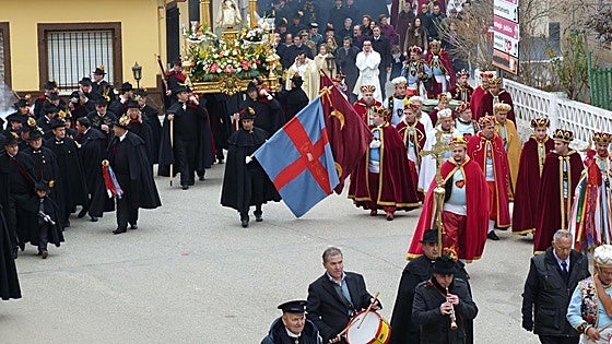 Igualdad pide a un pueblo de Cuenca que deje participar a las mujeres en la fiesta de Moros y Cristianos