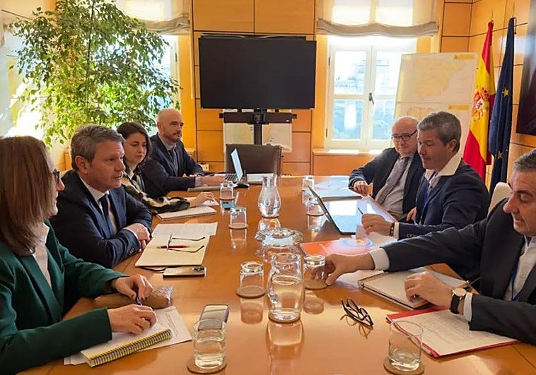 El Gobierno se reúne con los camioneros para sumar nuevas ayudas y evitar paros