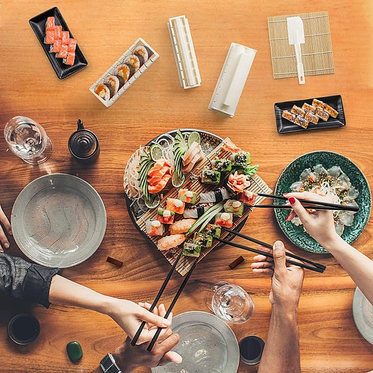 Hacer sushi en casa será fácil  y adictivo con estos kits para prepararlo