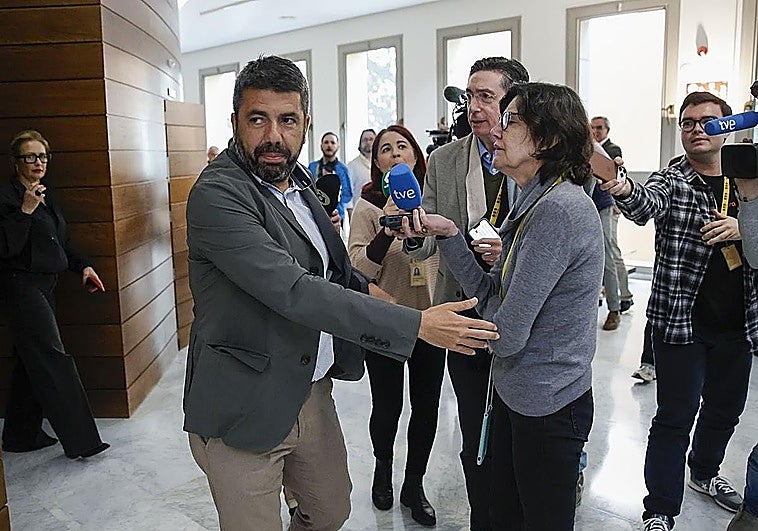 Mazón se salta a la jueza de la dana y buscará blindarse en la Audiencia