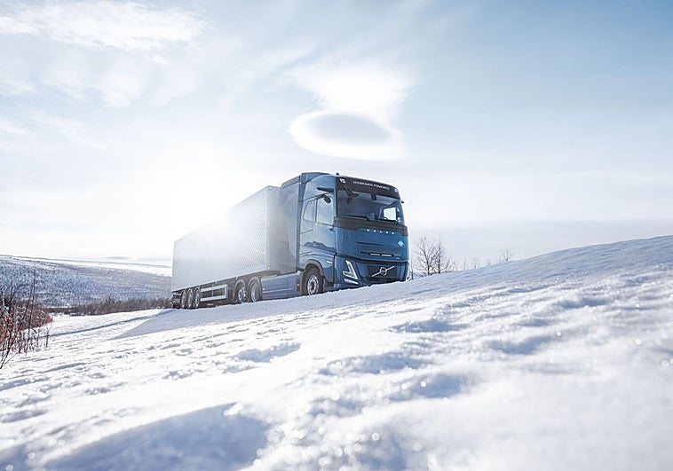 Volvo prueba en condiciones reales sus primeros camiones con motor de combustión de hidrógeno
