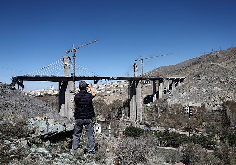 Sigue en directo la última hora de la guerra en Oriente Medio | Trump: «No hemos empezado a destruir lo que queda de Irán: ¡Primero los puentes, luego las centrales eléctricas!»