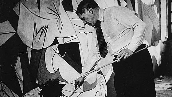 Toreros, nazis y mentiras: Los cuatro grandes bulos sobre el 'Guernica'