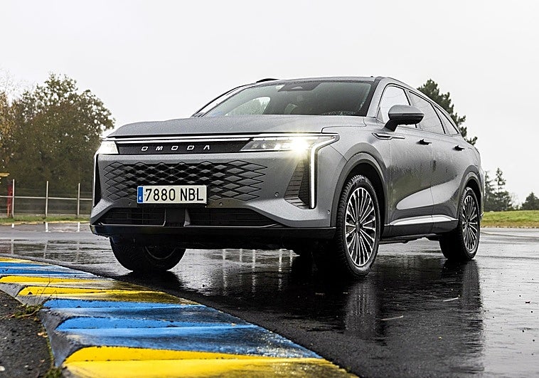 Rendimiento y eficiencia se unen en el Omoda 9 SHS híbrido