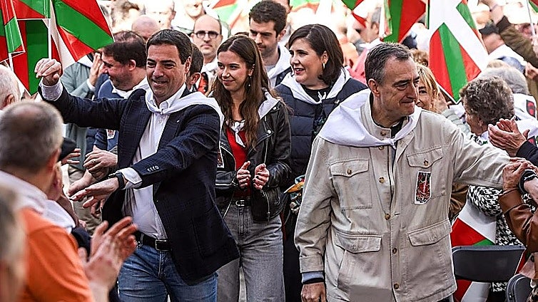 El PNV apela ya a las urnas en Euskadi: «Nos jugamos si seguimos haciendo país o dejamos que otros lo deshagan»