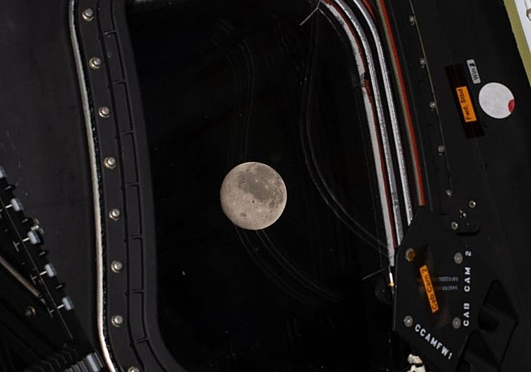 El hito de la misión a la Luna: seis horas contemplando su cara oculta