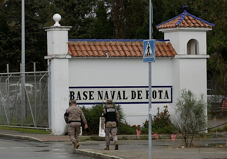 Trump pone a España en la diana y estudia cerrar una de sus bases