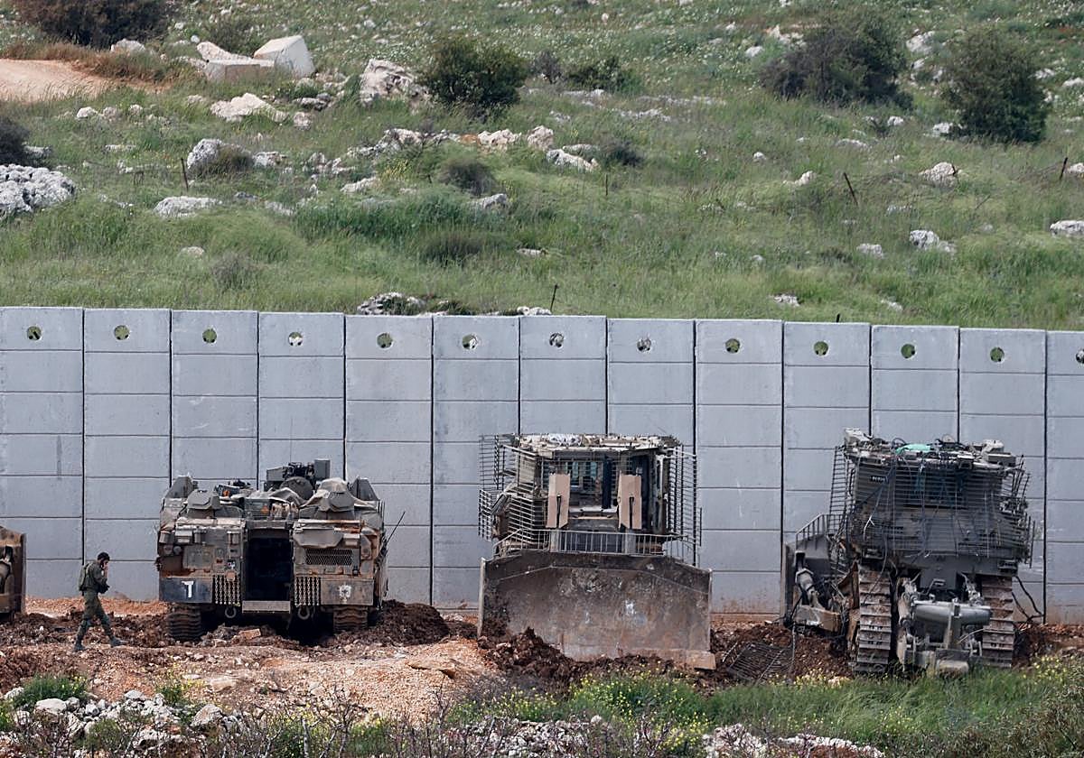 Sigue en directo la última hora de la guerra en Oriente Medio: Irán amenaza con atacar a los buques militares que se acerquen al estrecho