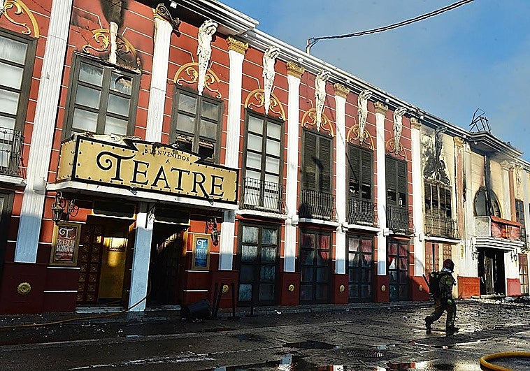 La Fiscalía pide penas de hasta ocho años y medio a los principales acusados del incendio de las discotecas en Murcia