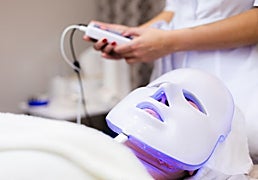 Estas máscaras LED son la solución para rejuvenecer tu piel sin esfuerzo