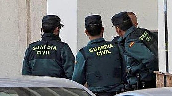 Una mujer se zafa de una presunta violación tras romper una botella en la cabeza al agresor en Málaga