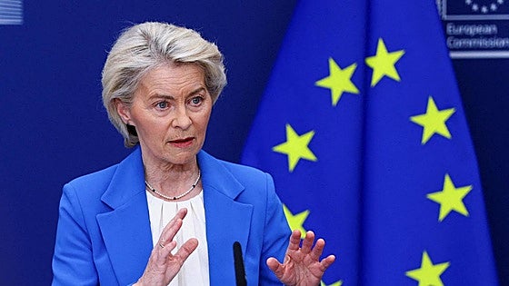 Bruselas propone un día de teletrabajo obligatorio y abaratar el transporte público para mitigar la crisis energética