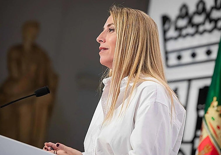 PP y Vox alcanzan un acuerdo para investir a María Guardiola presidenta de la Junta de Extremadura