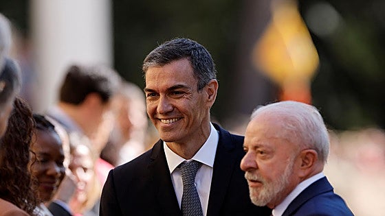 Sánchez amenaza con llevar el pacto de PP y Vox en Extremadura a los tribunales