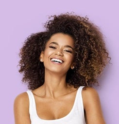 Los mejores kits de blanqueamiento dental para usar en casa y presumir de sonrisa