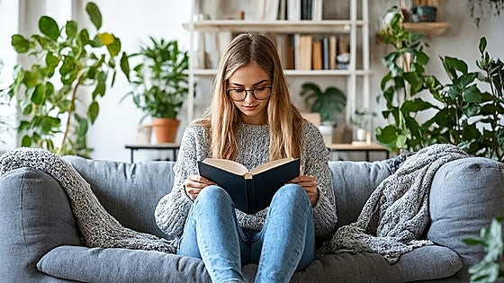 Este es el motivo por el que te cuesta más leer en digital que en papel