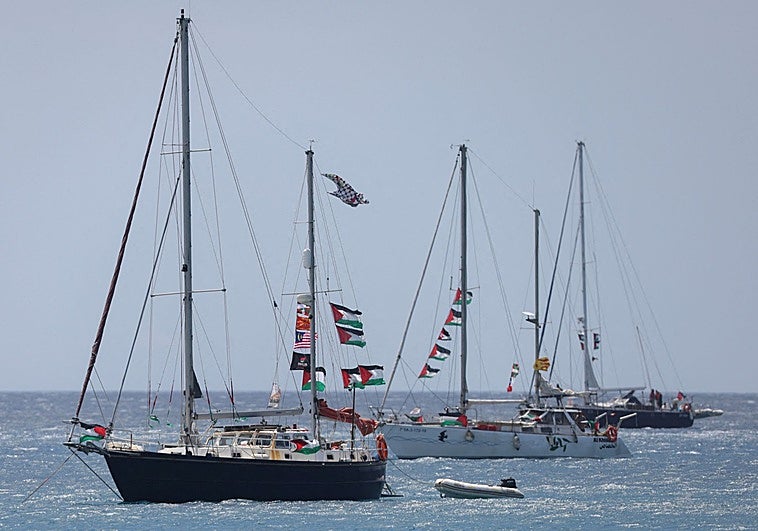 Israel retiene a un activista hispanopalestino tras liberar al resto de integrantes de la flotilla a Gaza