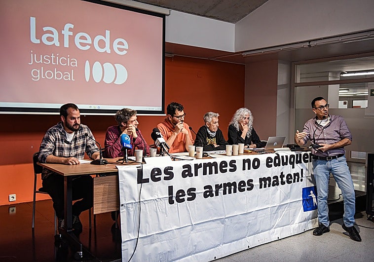 Mossos en los institutos, examen a Illa