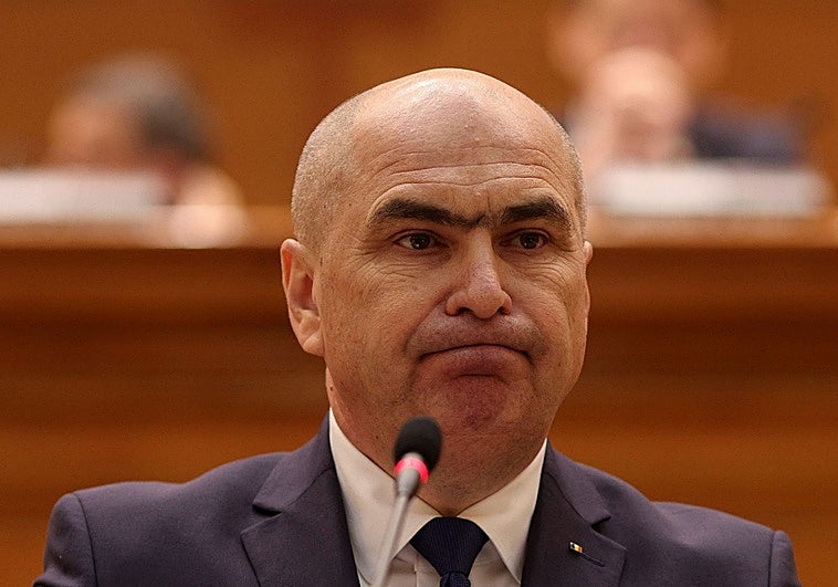 Cae el primer ministro rumano tras una moción de censura de los socialdemócratas y la ultraderecha