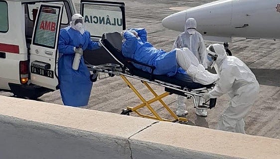 El crucero con el brote de hantavirus llega a Canarias el domingo