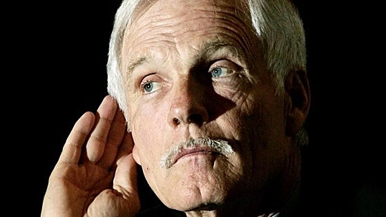 Muere Ted Turner, pionero de la televisión global