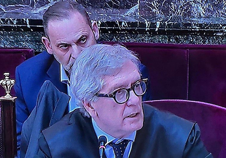 Alegato final de la defensa de Ábalos: «Hay una maldición que le ha convertido en un ser miserable»