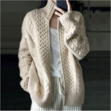 No te pierdas estos jerseys y chaquetas de cachemir con tacto suave y gustoso