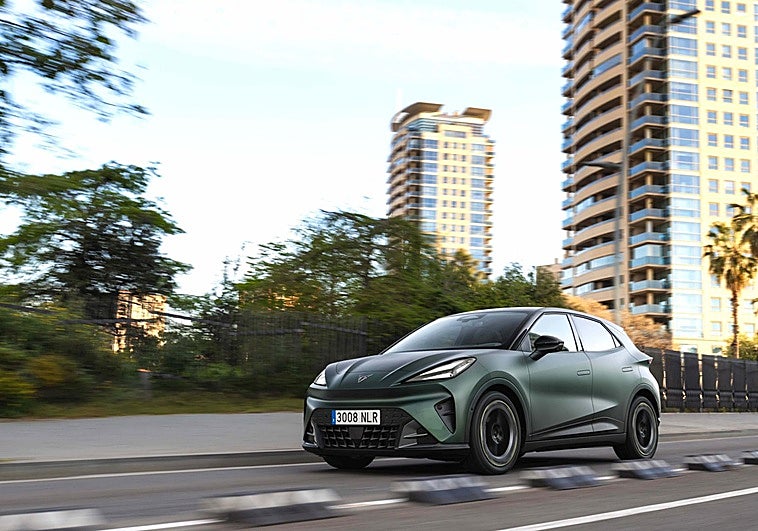 Probamos el Raval, el ágil utilitario eléctrico de Cupra que parte de 24.200 euros