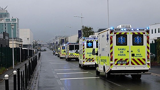 Termina la primera fase de evacuaci&Atilde;&sup3;n de 94 pasajeros del crucero del hantavirus