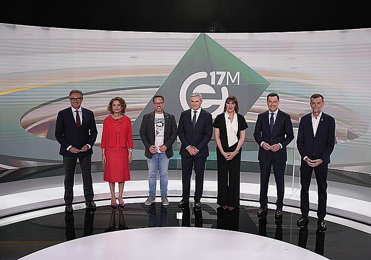Juanma Moreno contraataca para neutralizar los ataques a su gestión de la sanidad