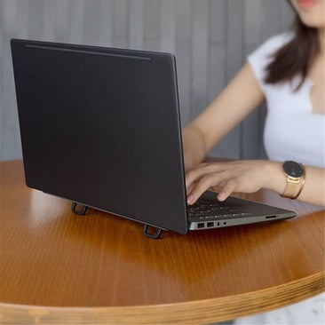 Si trabajas con ordenador, no te pierdas estos soportes para evitar sobrecalentar tu portátil