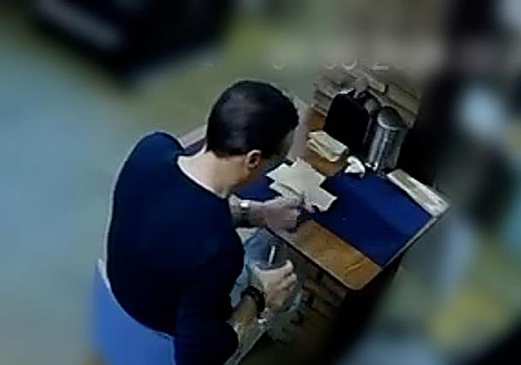 Detenido en Granada por un intento de sumisión química un policía ya suspendido por robar