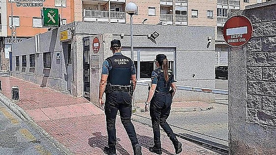 Detenido por violar en varias ocasiones a la hermana de su novia en Torrevieja