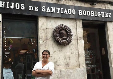 Lucía Alonso, sexta generación de Hijos de Santiago Rodríguez, en el 175 aniversario de la librería