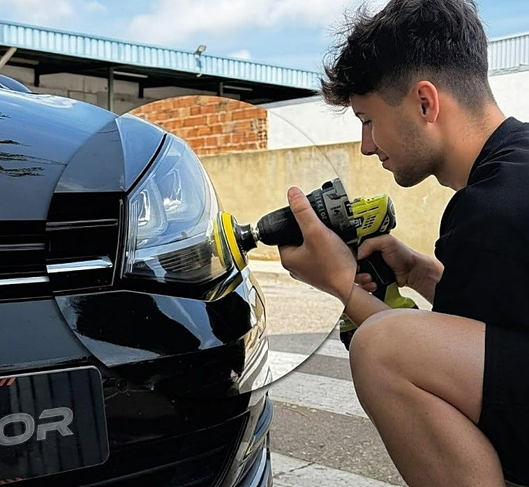 Devuelve la transparencia a tus faros con este práctico kit para pulir faros de coche