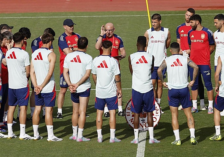 RTVE se volcará con el Mundial: 33 partidos, 18 horas diarias, 50 profesionales y más de 55 millones de euros