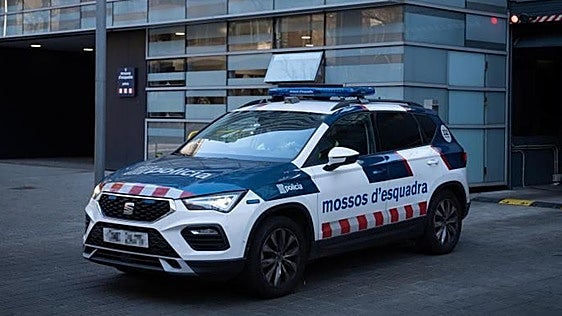 Detenido por matar a su expareja a puñaladas en una plaza de Figueres