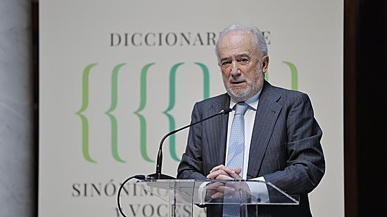 La RAE presenta su primer diccionario de sinónimos y antónimos con 255.000 términos afines