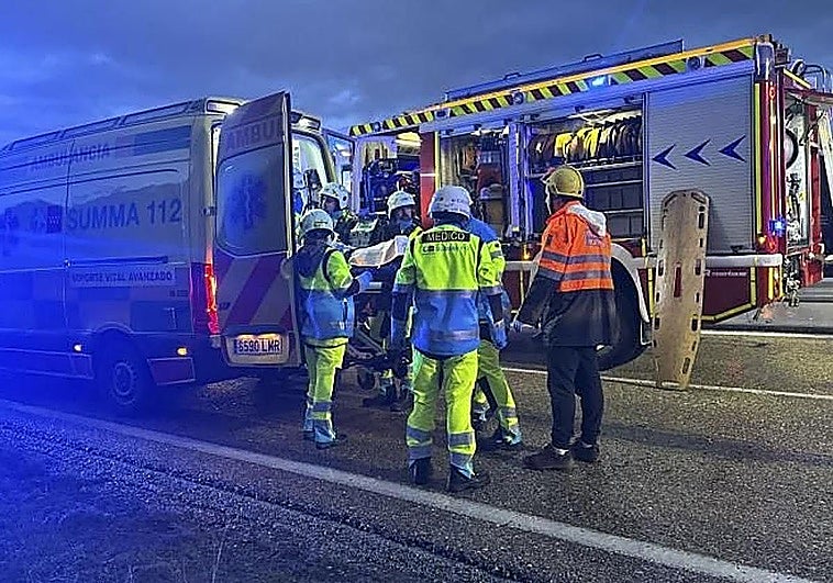 Muere un hombre tras quedar atrapado entre su coche y una columna en un garaje de Madrid