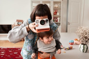 Estas cámaras instantáneas son perfectas para regalar a niños y a adultos
