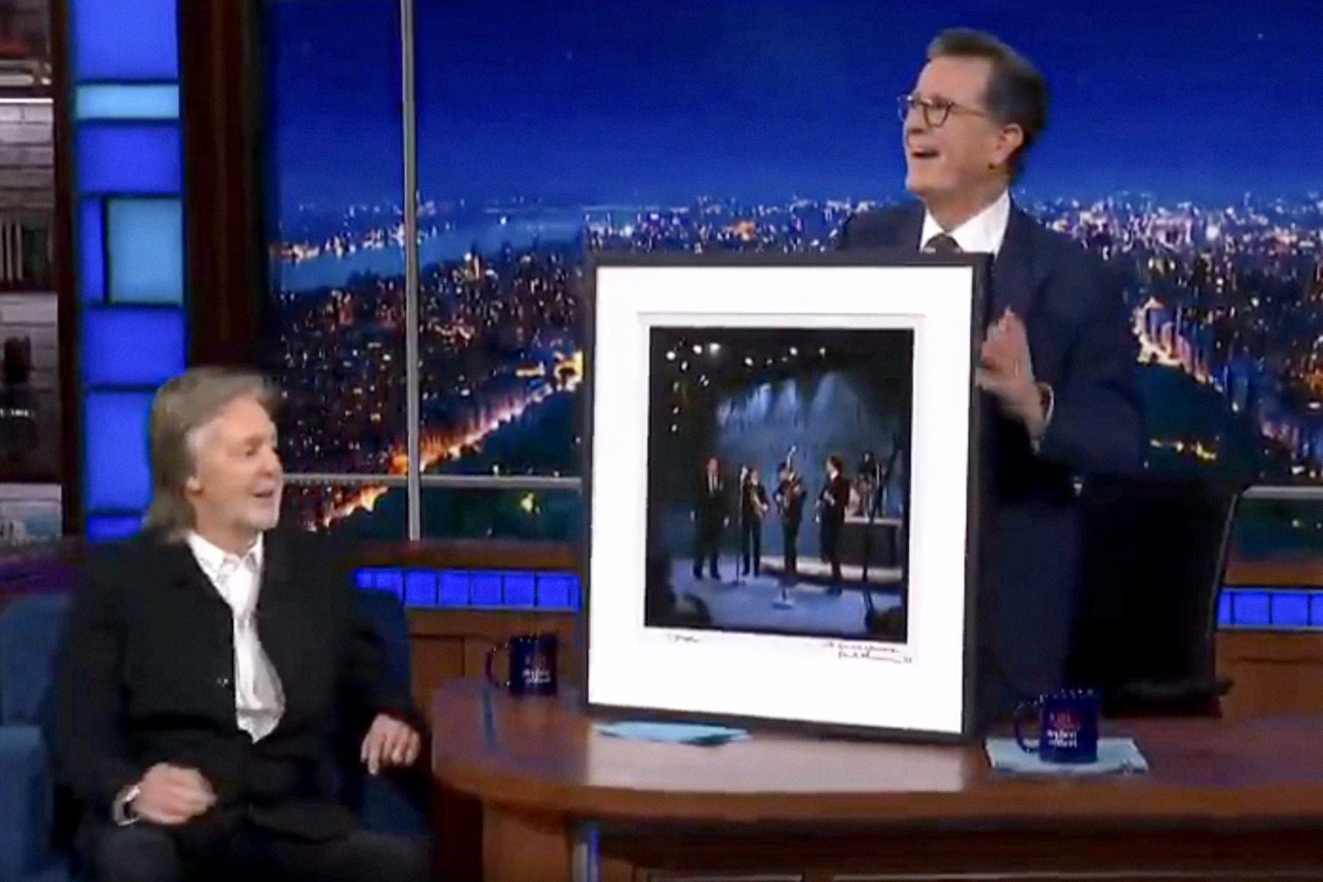 Stephen Colbert, on bir yıllık 'The Late Show' ve Trump'la gerilimin ardından veda ediyor