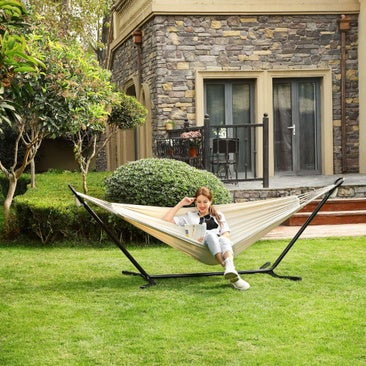 Las mejores hamacas colgantes para disfrutar de tu rincón de descanso en la terraza o el jardín