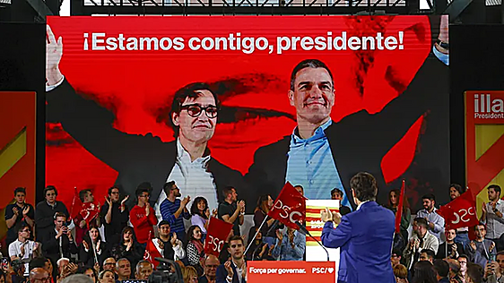 El auto de Pedraz: el juez sospecha que la campaña de Salvador Illa a la Generalitat cargó gastos ilegales de las 'cloacas'