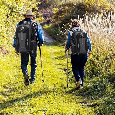 Desde rutas sencillas a hacer el Camino de Santiago: no te pierdas estas mochilas para andar