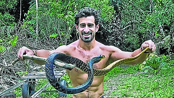 Paul Rosolie, el guardián del Amazonas que quiso que le comiera una anaconda