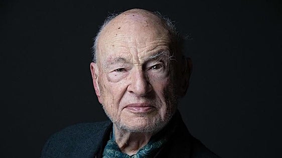 Muere a los 104 años Edgar Morin, el sociólogo francés que inspiró a los Indignados