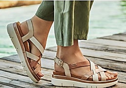 Siente confort todo el día con las sandalias Pikolinos cuña palma en cuero