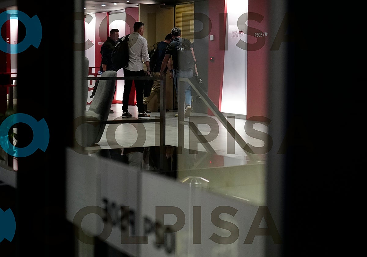 La UCO acusa al PSOE de dar «soporte» económico, infraestructuras y logística a la trama de las 'cloacas'